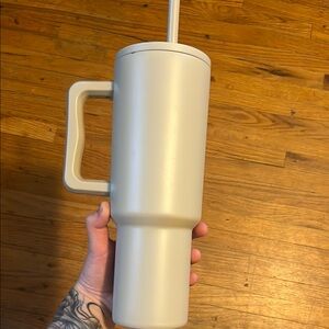 Cream Insulated Drinkware with Handle for Dining